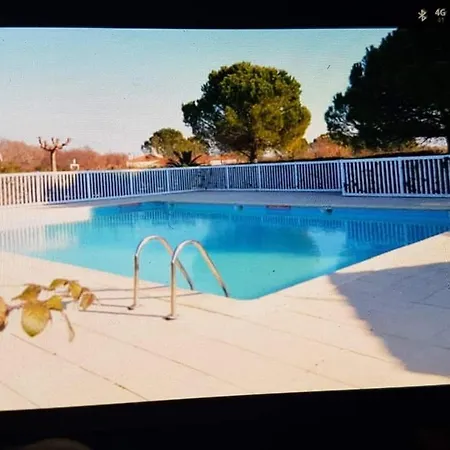 Jolie Maison Lac De Sesquiers